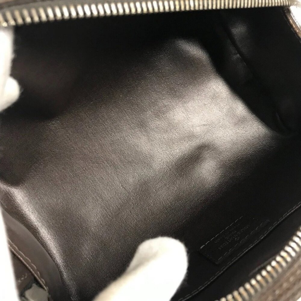 LOUIS VUITTON M32498 Taiga Trousse Ivan Bag Pouch with handle Clutch Bag - Picture 9 of 16